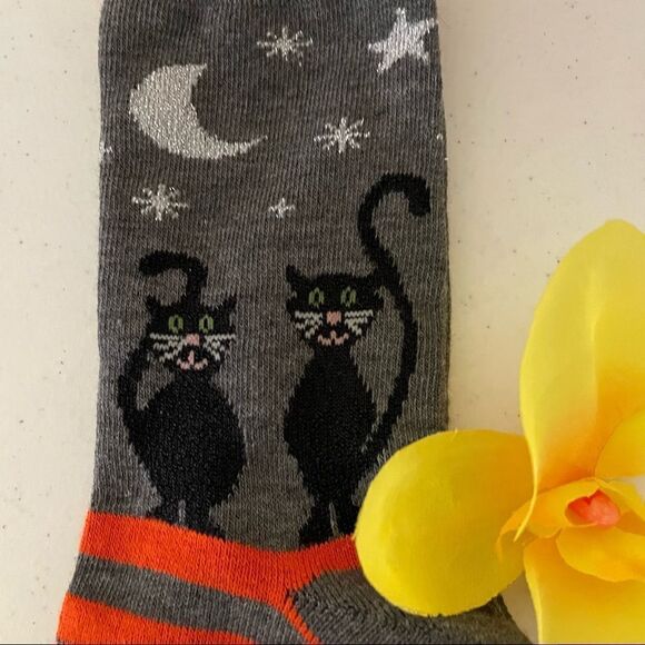 Halloween cat socks  - Picture 2 of 4